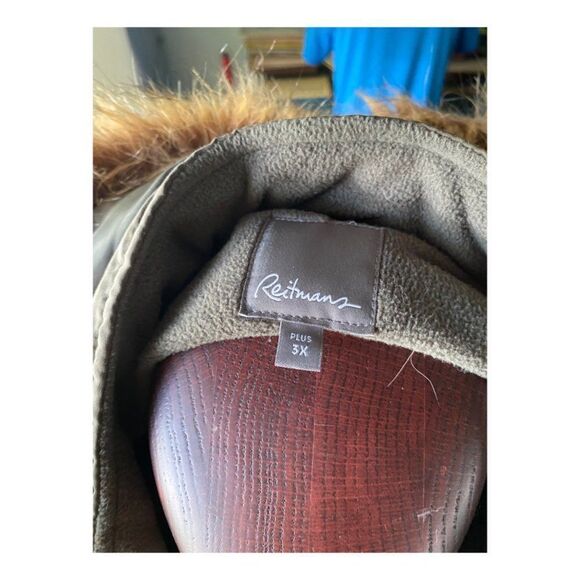 Reitman's Hooded Parka Fleece Lined Down Fill Faux Fur Trim Adjustable Sz 3X - Picture 6 of 8